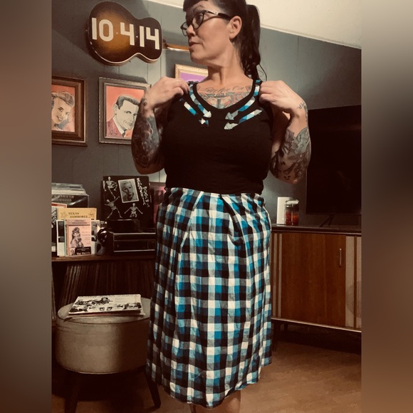 Sourpuss western wiggle - Picture 3 of 3